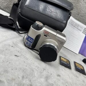 Olympus C-720 Camedia Ultra Zoom Digital Camera 3MP 8x Optical Compact Tested